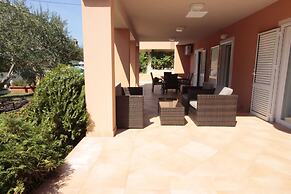 Studios & Rooms Fiesta