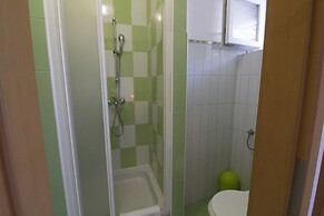 Studios & Rooms Fiesta