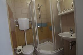 Studios & Rooms Fiesta