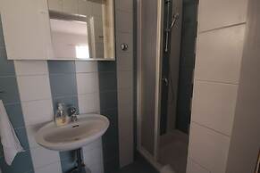 Studios & Rooms Fiesta