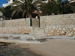 Apartments Next To the Sea Maris