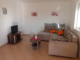 Apartments Next To the Sea Maris