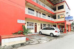 Penginapan Pondok Rizqi Syariah