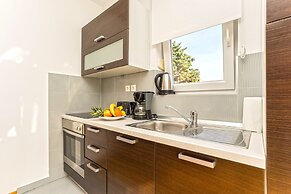 Summer Breeze Apartments