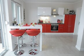 Apartments Tomana