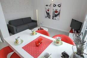 Apartments Tomana