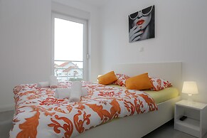 Apartments Tomana