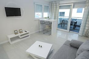 Apartments Tomana