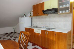 Pool Apartments Lucky Luke