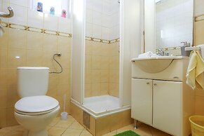 Pool Apartments Lucky Luke