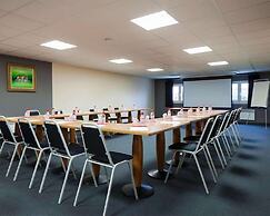 Enzo Hotel Brétigny