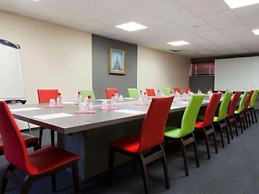 Enzo Hotel Brétigny