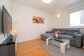 Funtastic Pool Villa Apartments