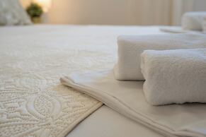 Funtastic Pool Villa Apartments