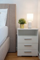 Funtastic Pool Villa Apartments