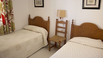 Apartamentos Esmeralda