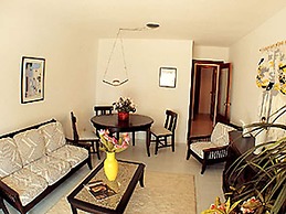 Apartamentos Esmeralda