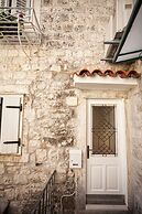Apartment heart of Trogir