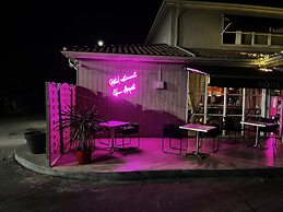 Hotel California ***