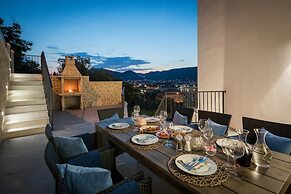 Villa Salt - 10 people, heated pool, Trogir, near beach & Split airpor