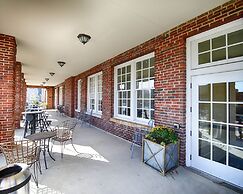 The Stella Hotel & Ballroom