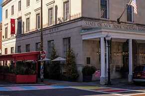 Hotel Kinsley
