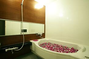 Hotel The Lotus Bali - Adult Only