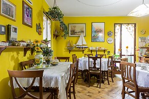 Au Jardin Fleuri