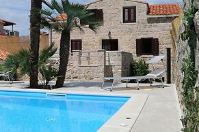 Villa Guardian Heritage