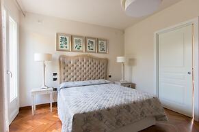 Versilia Sains Souci