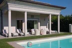 Versilia Sains Souci