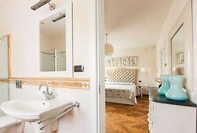 Versilia Sains Souci