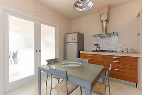 Versilia Sains Souci