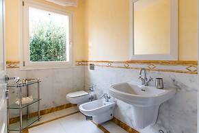 Versilia Sains Souci