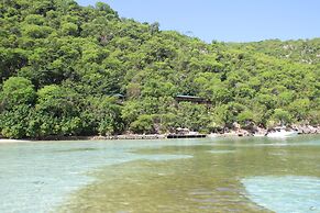 Chez Max, Cadras Haiti