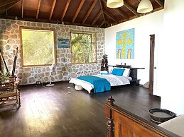 Chez Max, Cadras Haiti