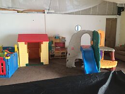 Birchenfields Family Friendly Cottages, Play Barn for all Ages and Sum