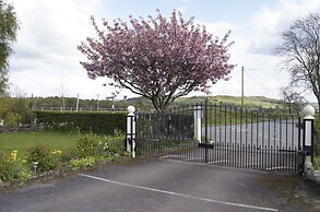 Birchenfields Family Friendly Cottages, Play Barn for all Ages and Sum