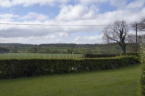 Birchenfields Family Friendly Cottages, Play Barn for all Ages and Sum