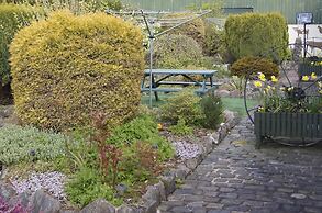 Birchenfields Family Friendly Cottages, Play Barn for all Ages and Sum