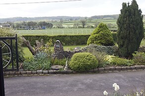 Birchenfields Family Friendly Cottages, Play Barn for all Ages and Sum