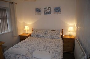 Birchenfields Family Friendly Cottages, Play Barn for all Ages and Sum