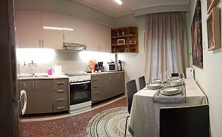 Royal Deluxe Apt Must