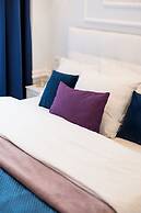 Main Square Apartments