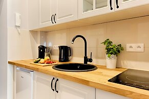 Main Square Apartments