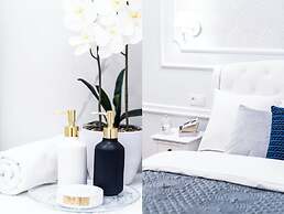 Main Square Apartments