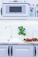 Main Square Apartments