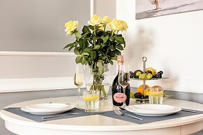 Main Square Apartments