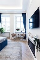 Main Square Apartments