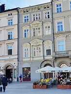 Main Square Apartments